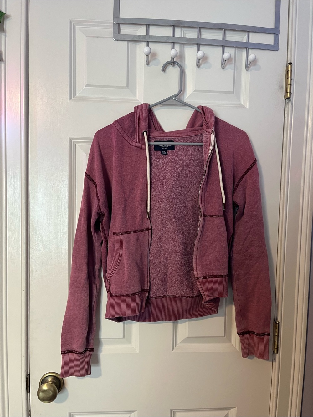 American Eagle Outfitters Dusty Rose Zip-Up Hoodie